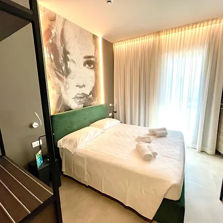 Otel Iris